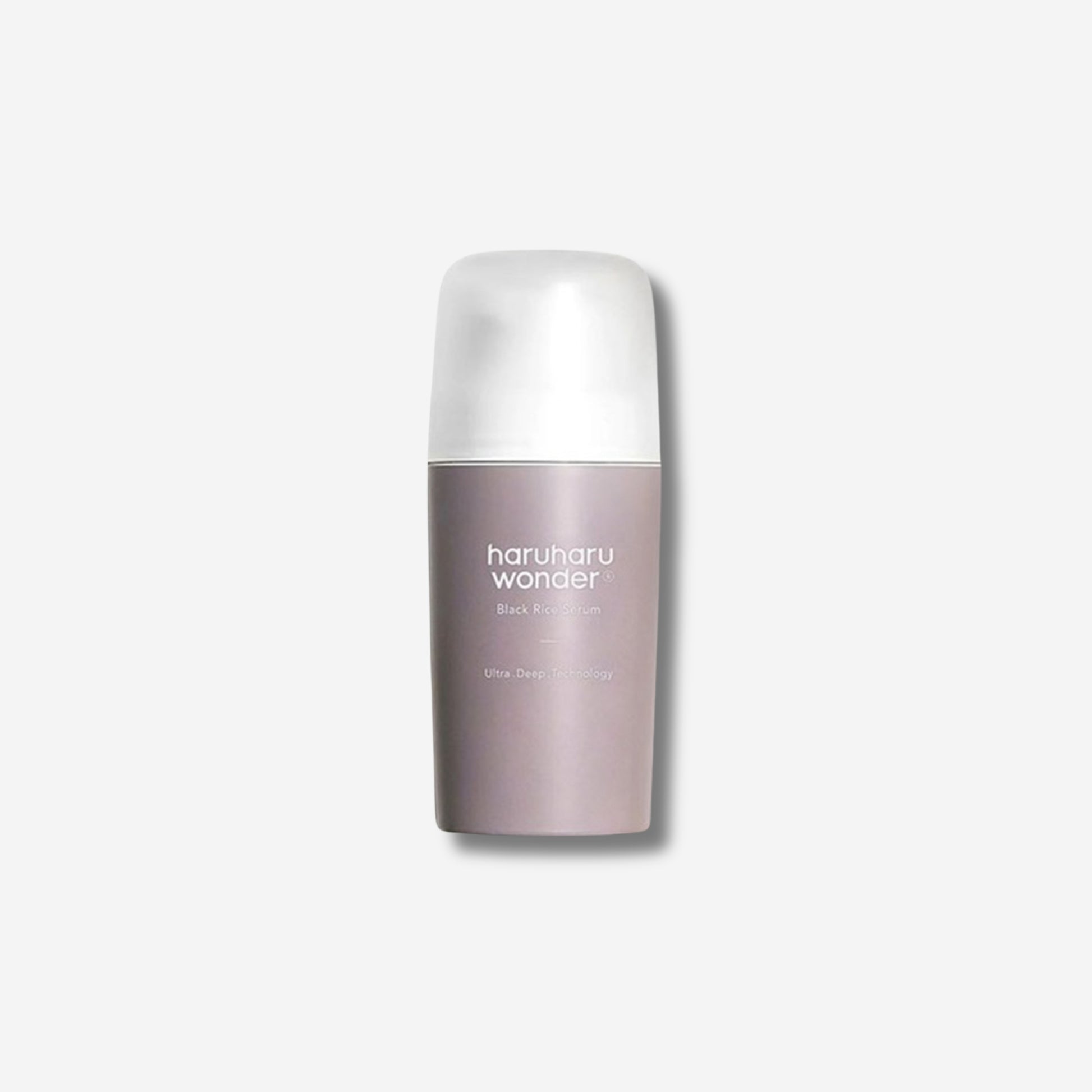 A sophisticated white jar of OOTD Snail Mucin Lifting Cream featuring premium moisturizing and intensive rejuvenation properties.