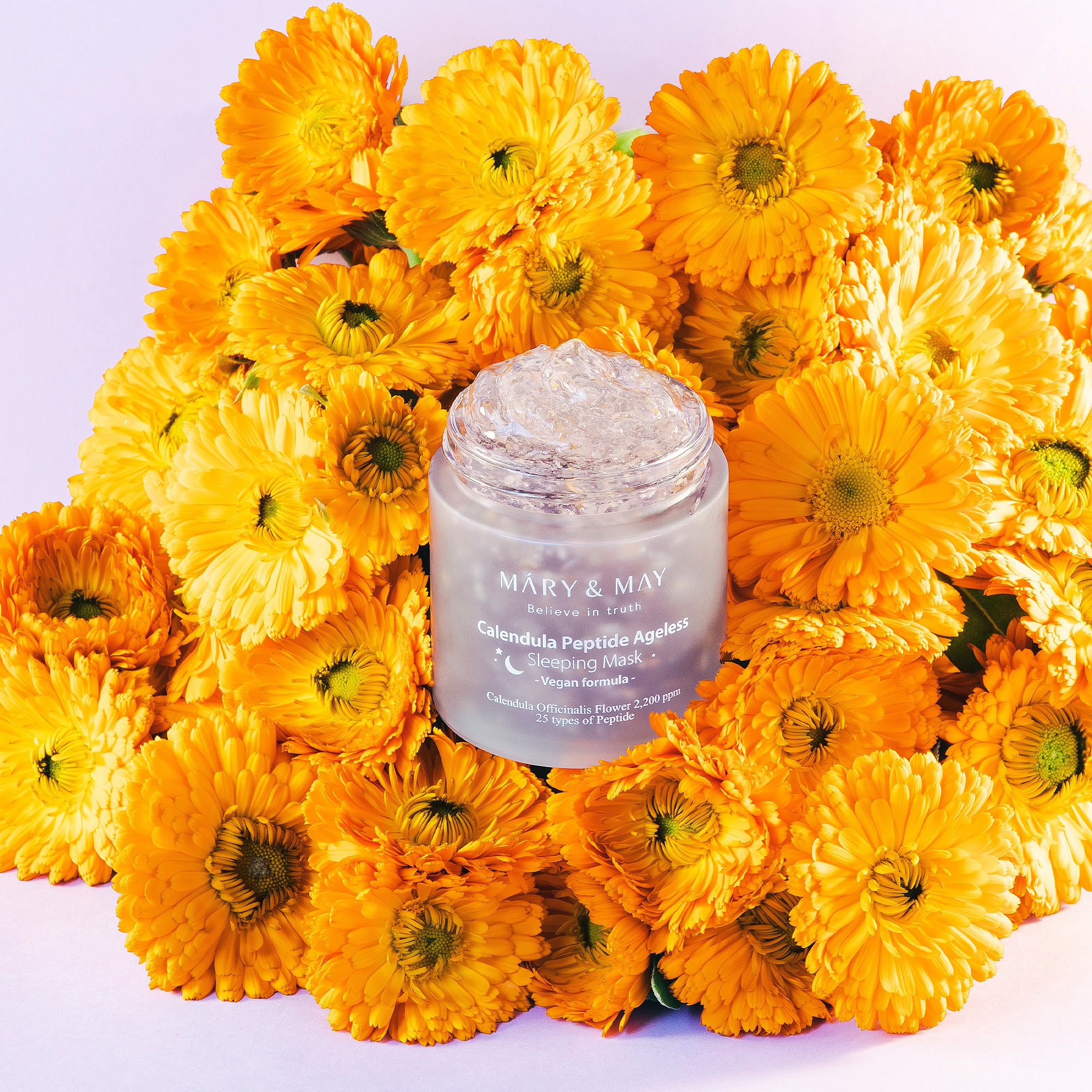 A white jar of OOTD Snail Mucin Lifting Cream with advanced skincare technology for comprehensive elasticity and anti-aging excellence.