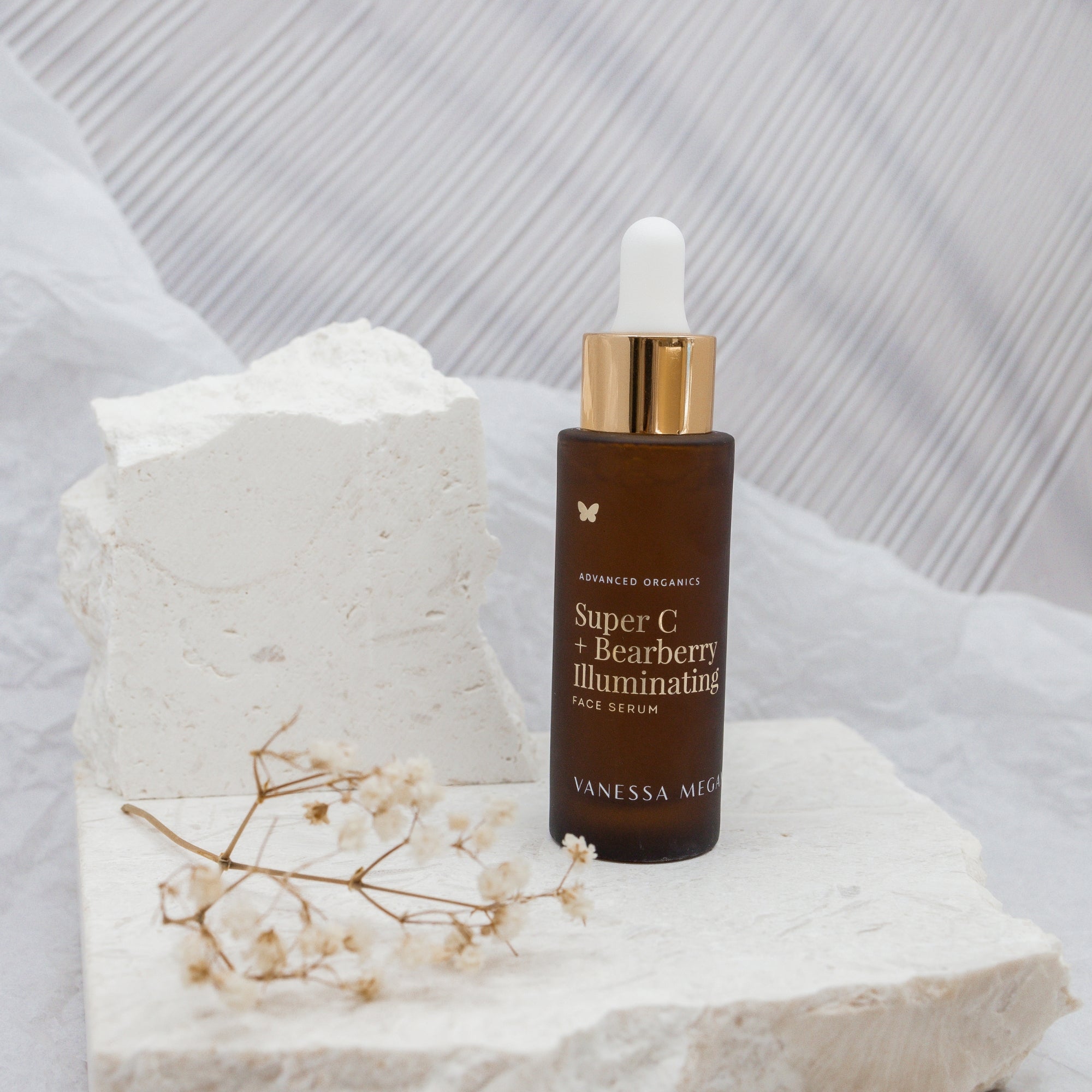 Super C & Bearberry Illuminating Face Serum -   Face Serum