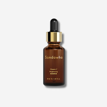 Sandawha Vitamin C Brightening Essence in amber glass bottle with dropper, 30ml.